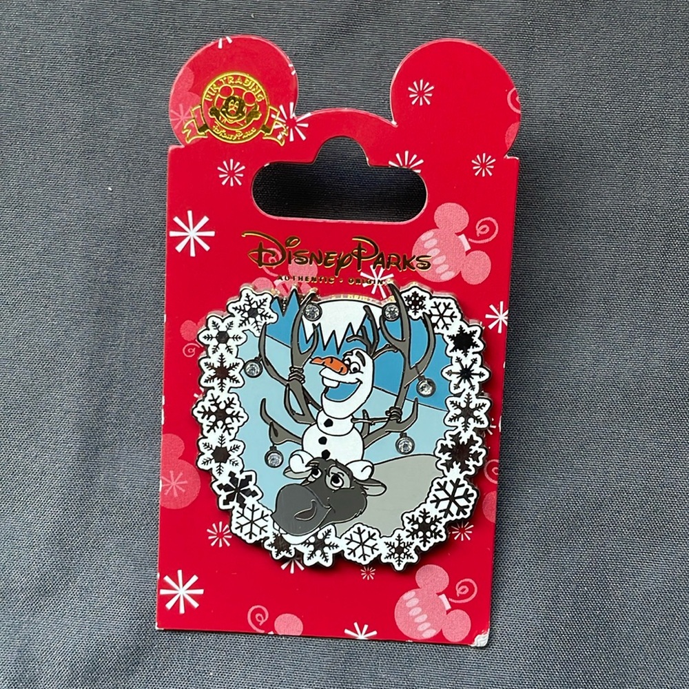 Disney Parks- Frozen Olaf & Sven Holiday Pin